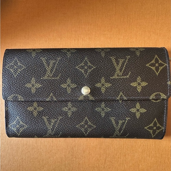 Louis Vuitton Handbags - Louis Vuitton Sarah Long Wallet 100% AUTHENTIC.